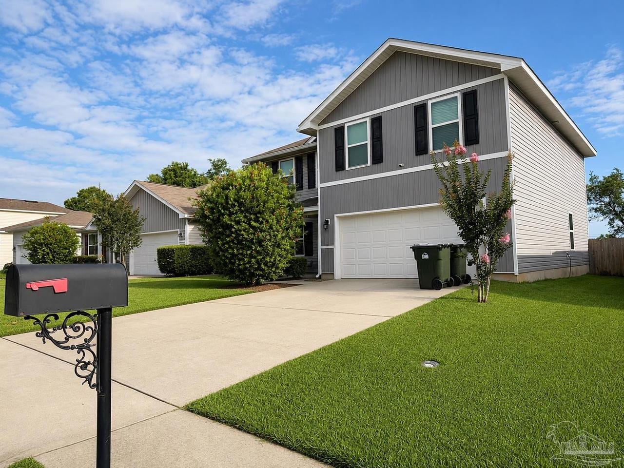 5752 Blackhorse Cir