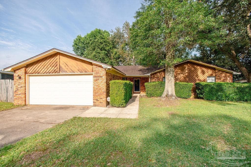 2266 Country Place Cir