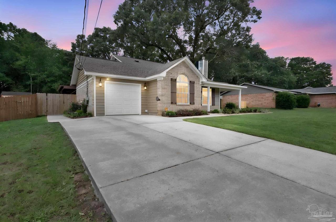 4412 Chantilly Way