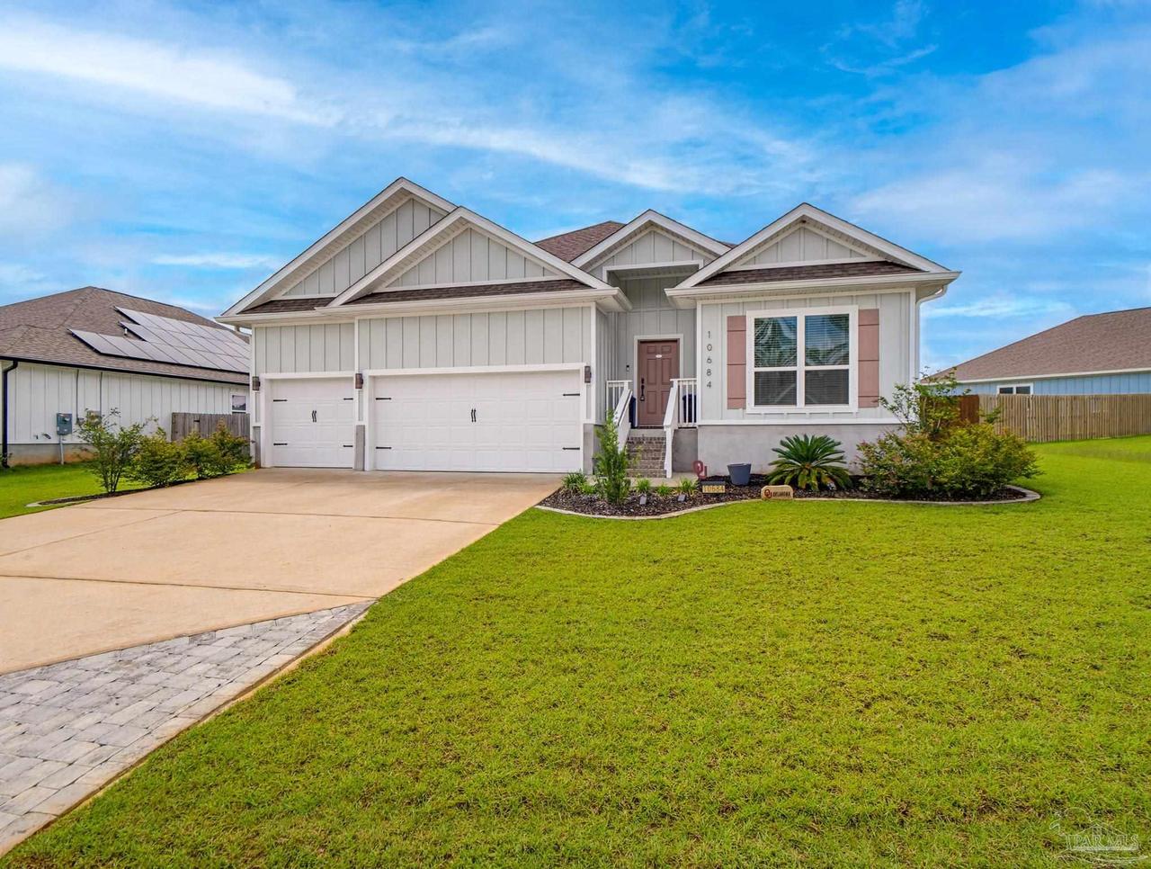 10684 Davenport Loop