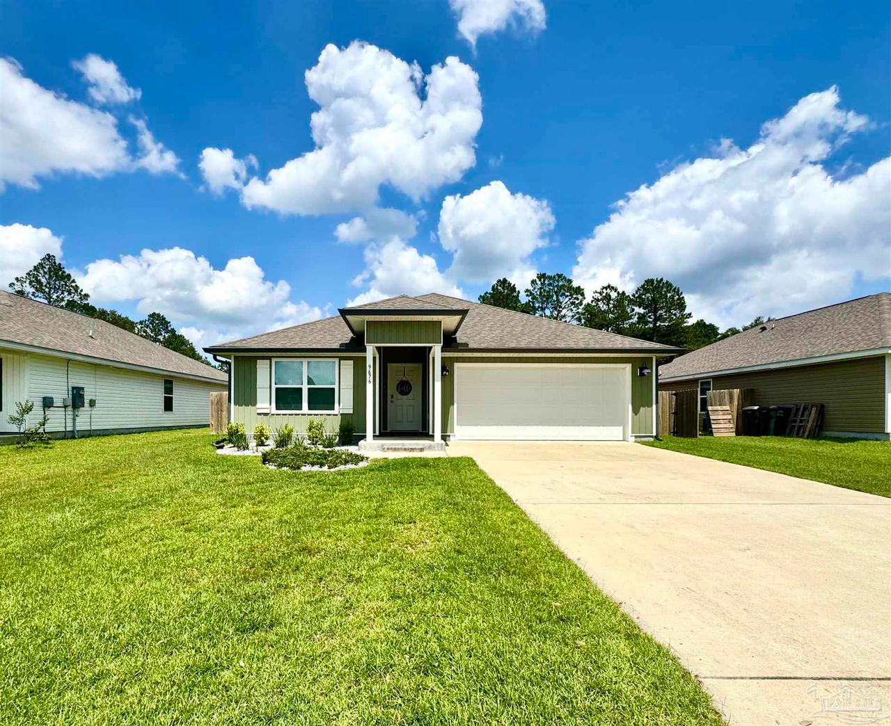9676 Angel Oak Dr