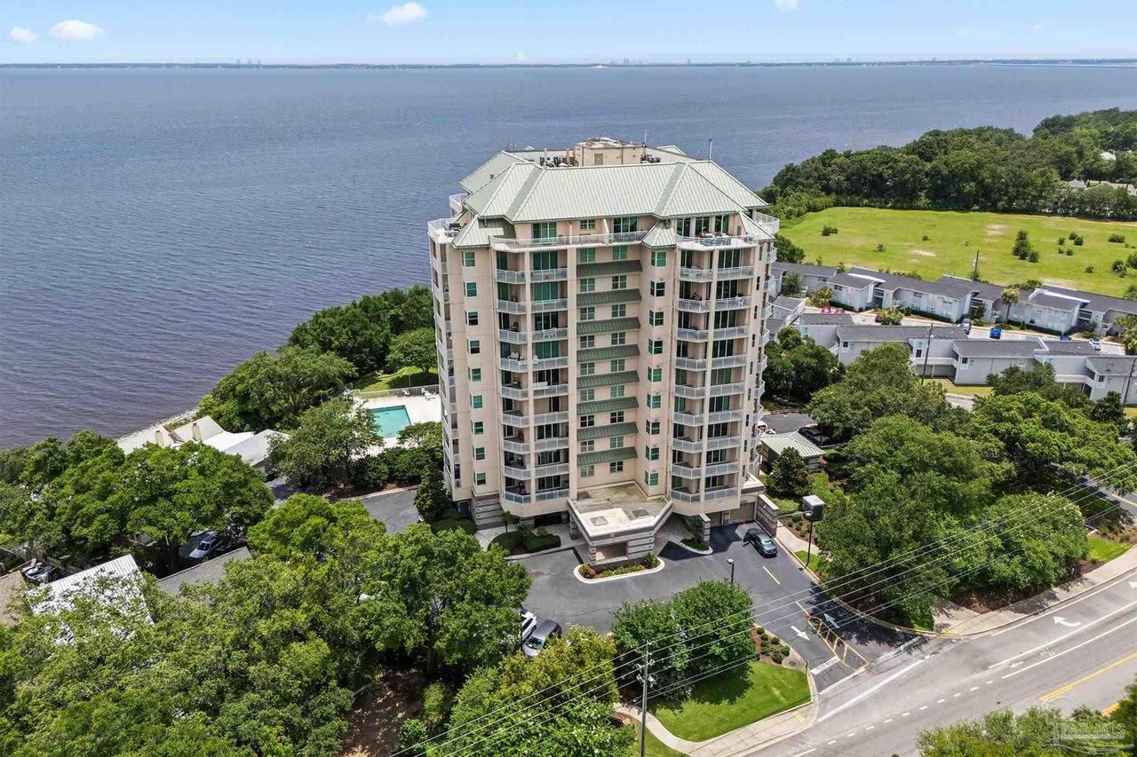 1700 Scenic Hwy # 202