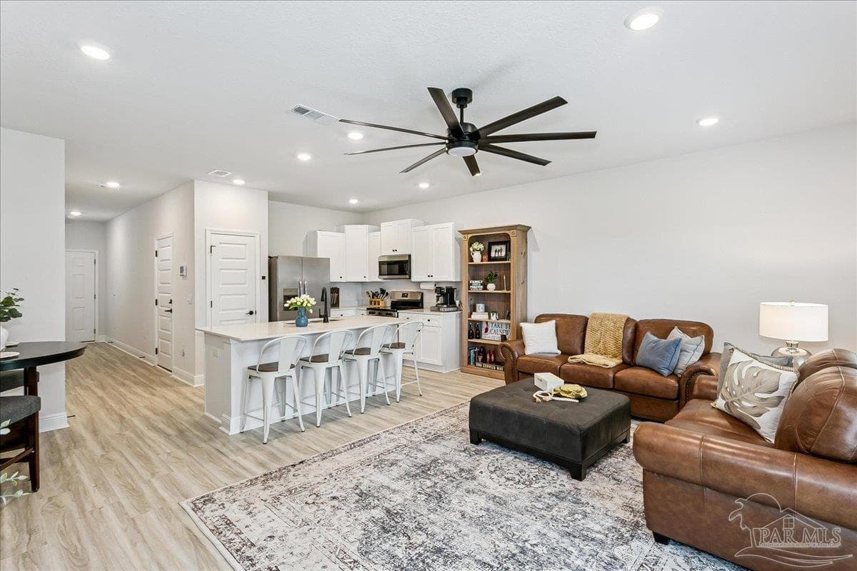 3981 Pendragon Cir