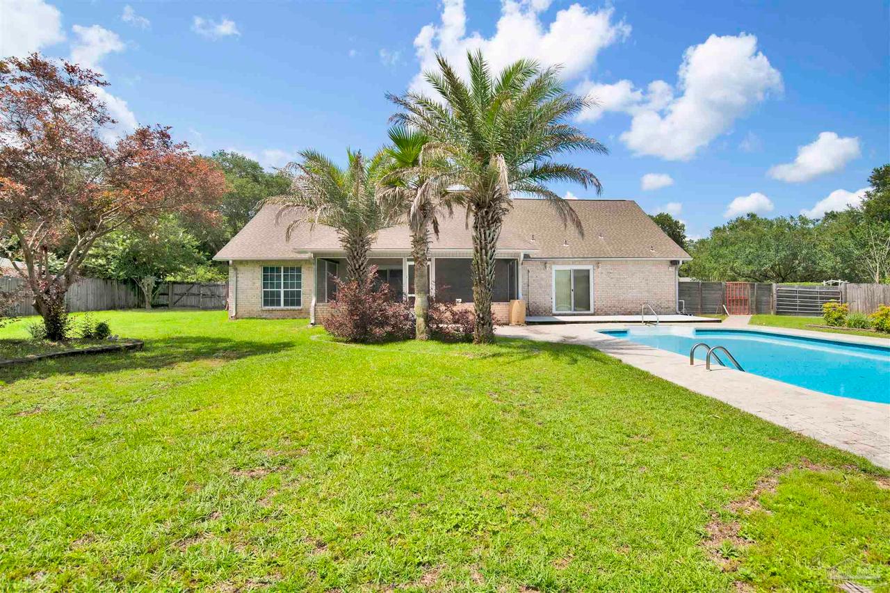 4449 Dandy Dr