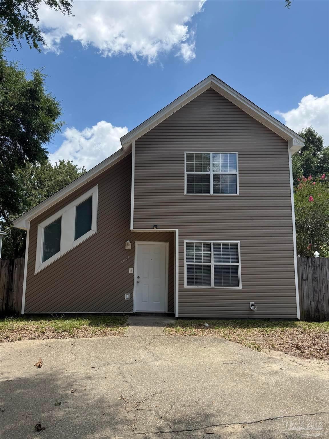 3004 Cedarwood Village Ln