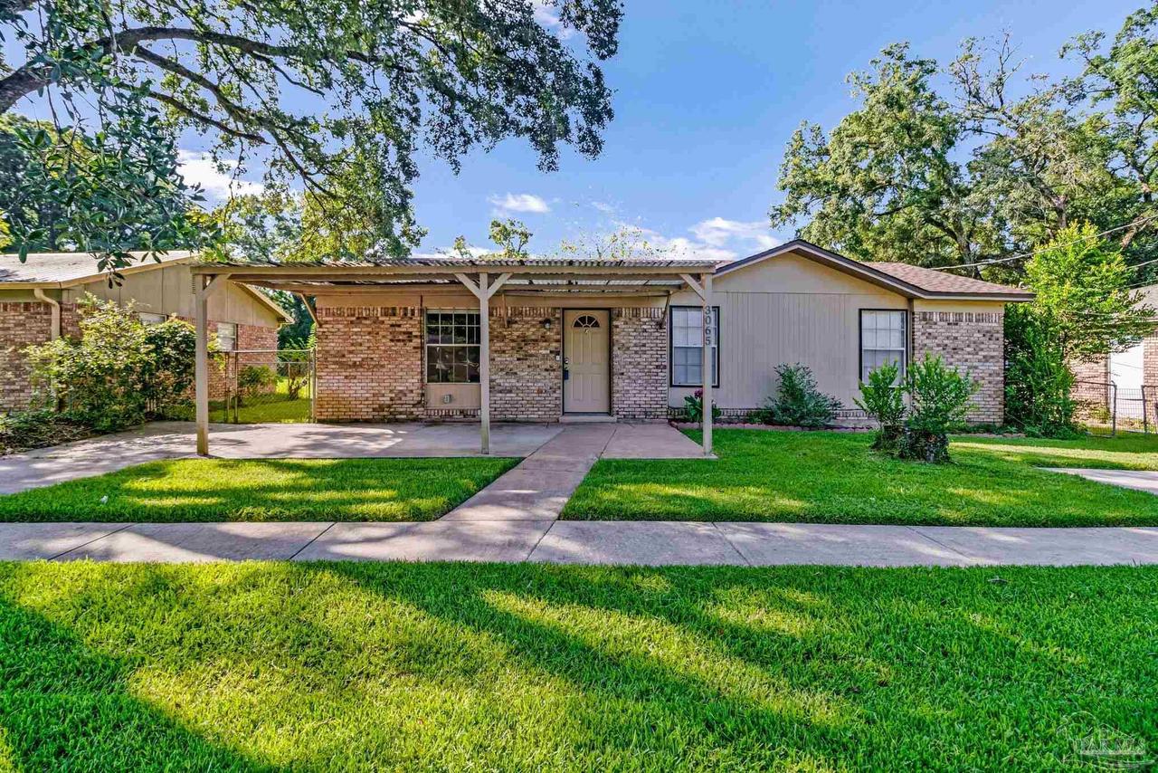 3065 Woodbury Cir