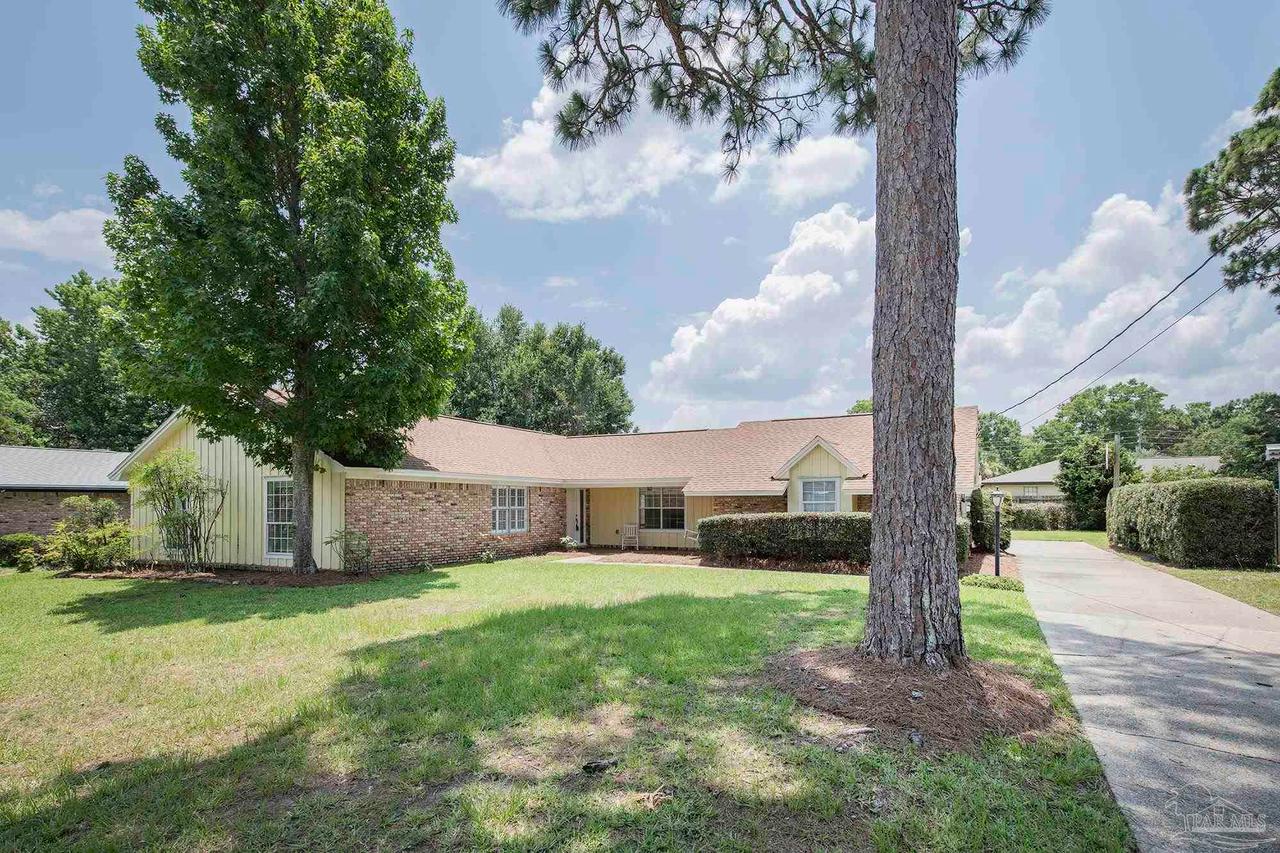 3445 Blueridge Dr