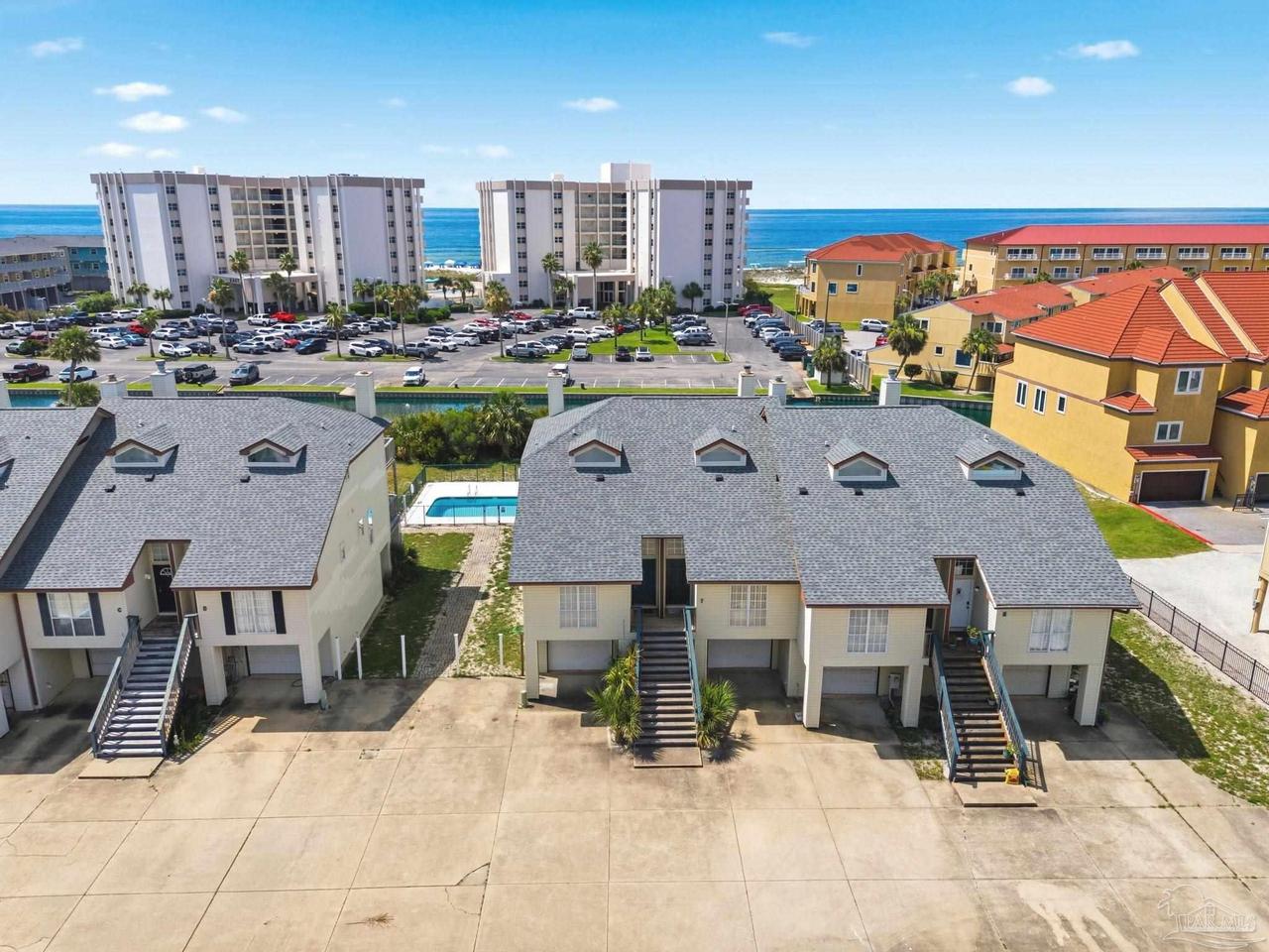1550 Via Deluna Dr