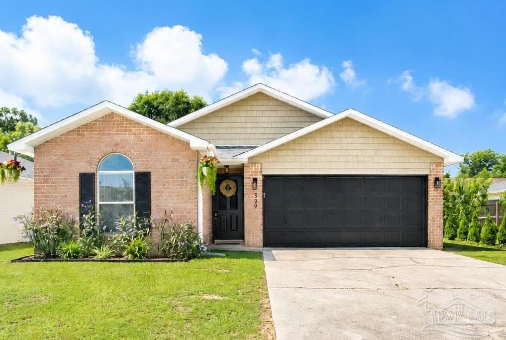 329 Mizzen Ln