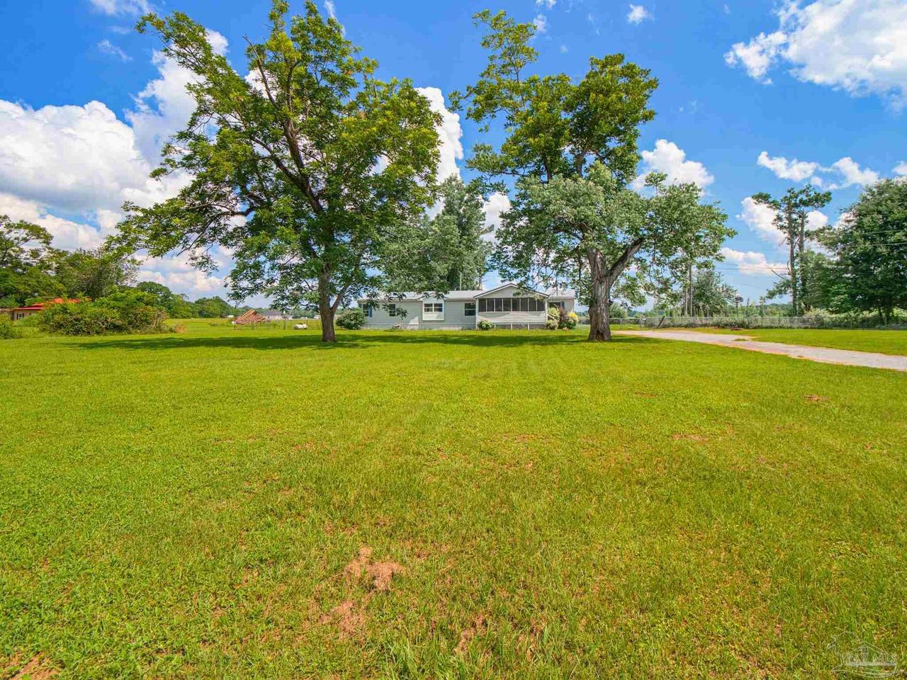 5816 Hall Rd