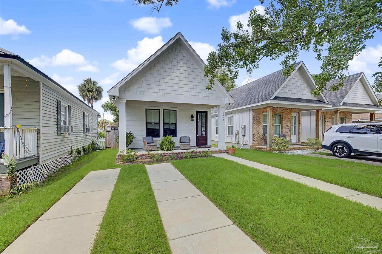 1303 8th Ave