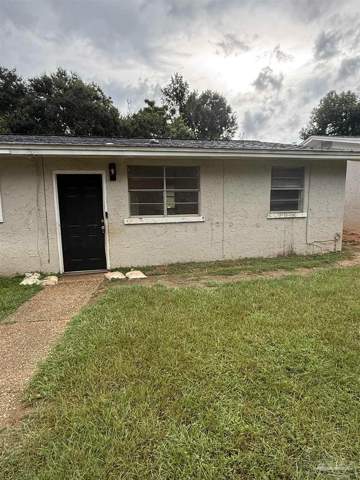 671 Olive Rd # 6