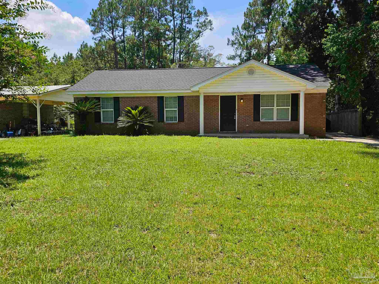 5811 Gazebo St