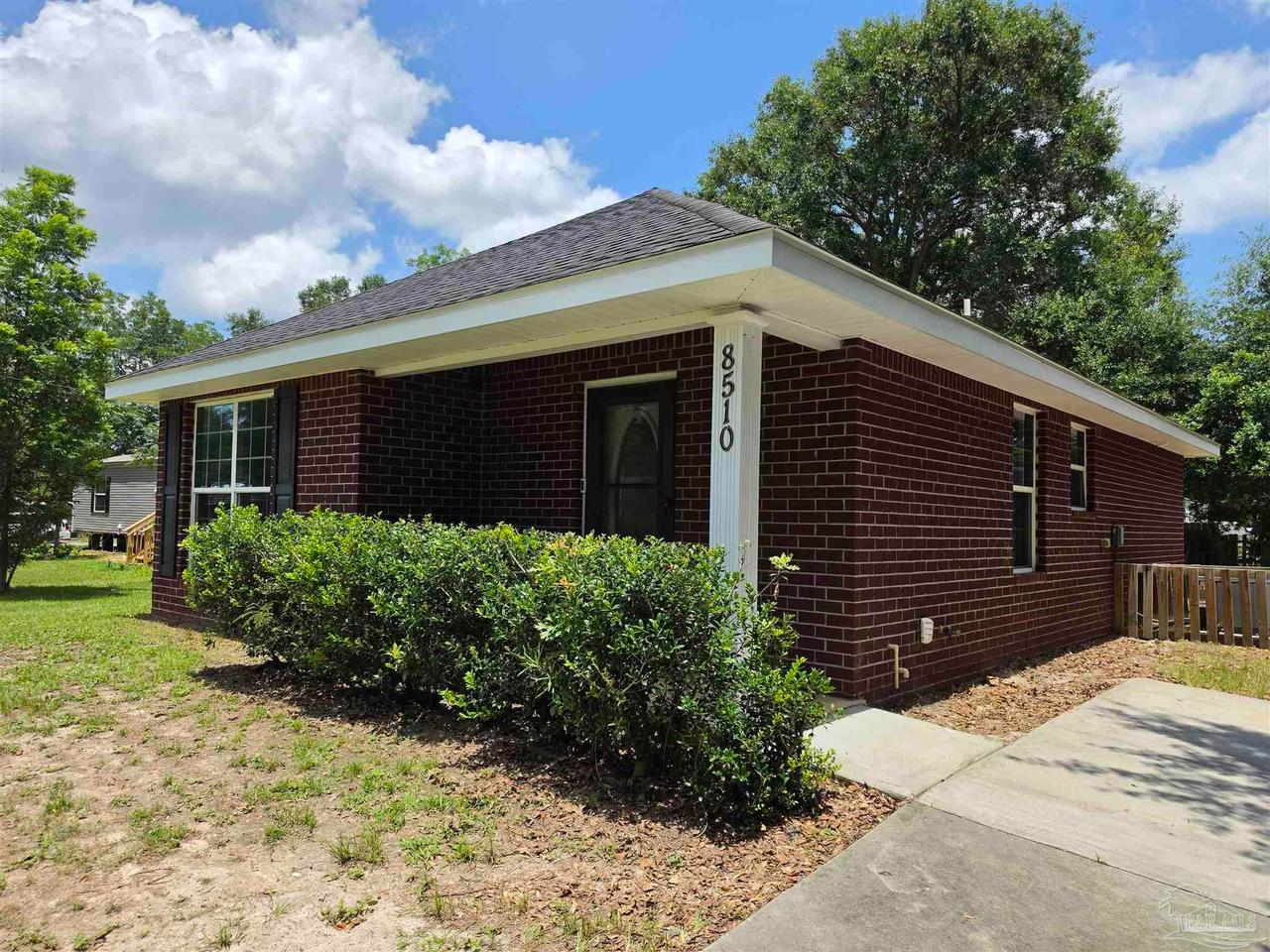 8510 Pond Ave