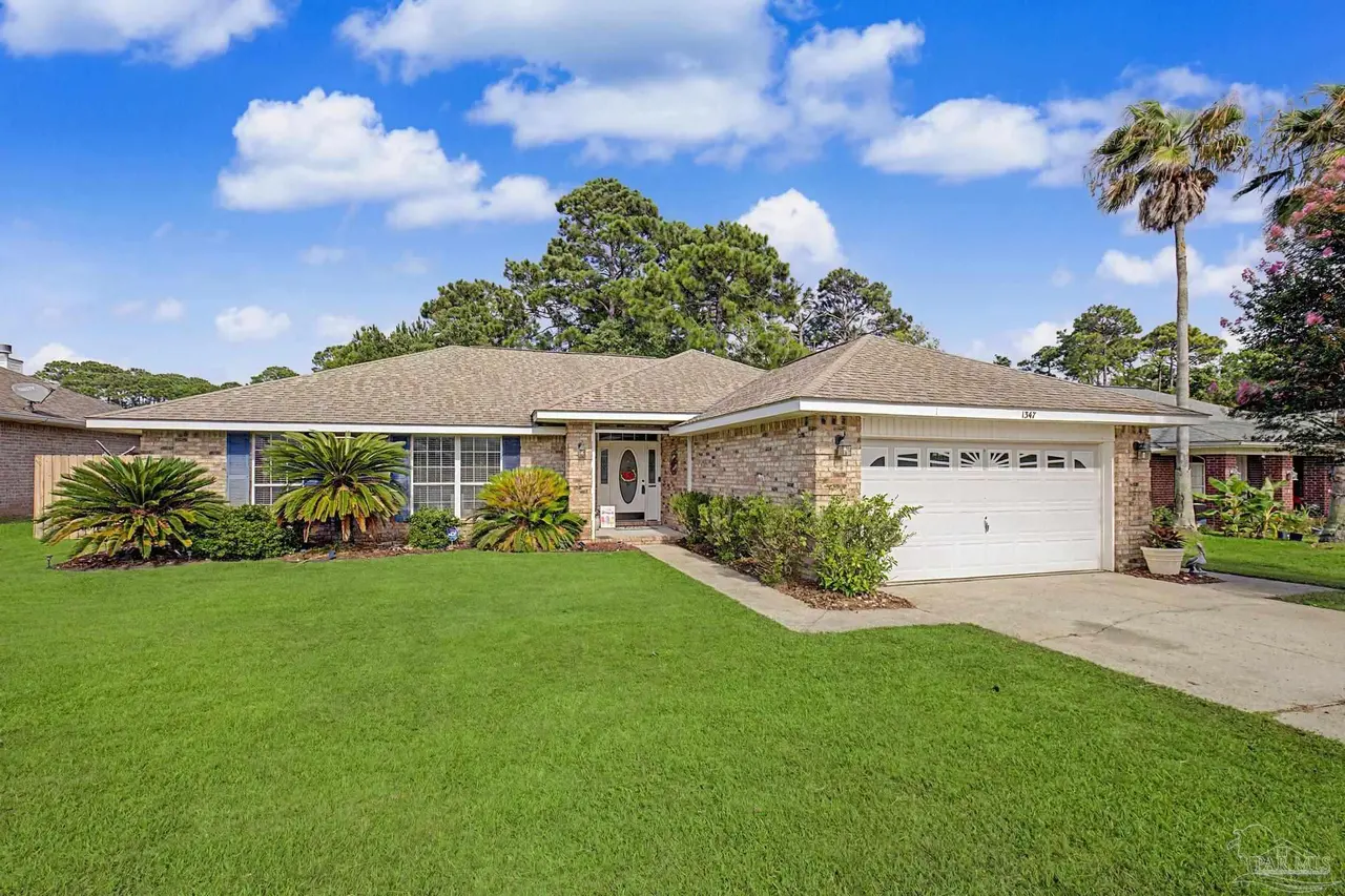 1347 Connemara Cir