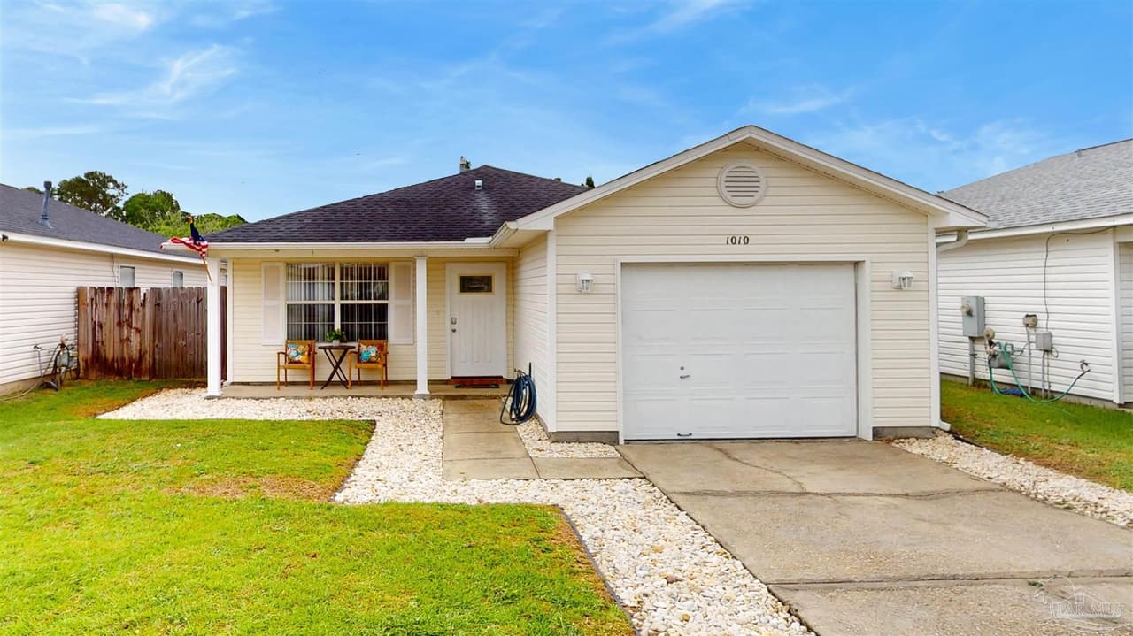 1010 Antigua Cir