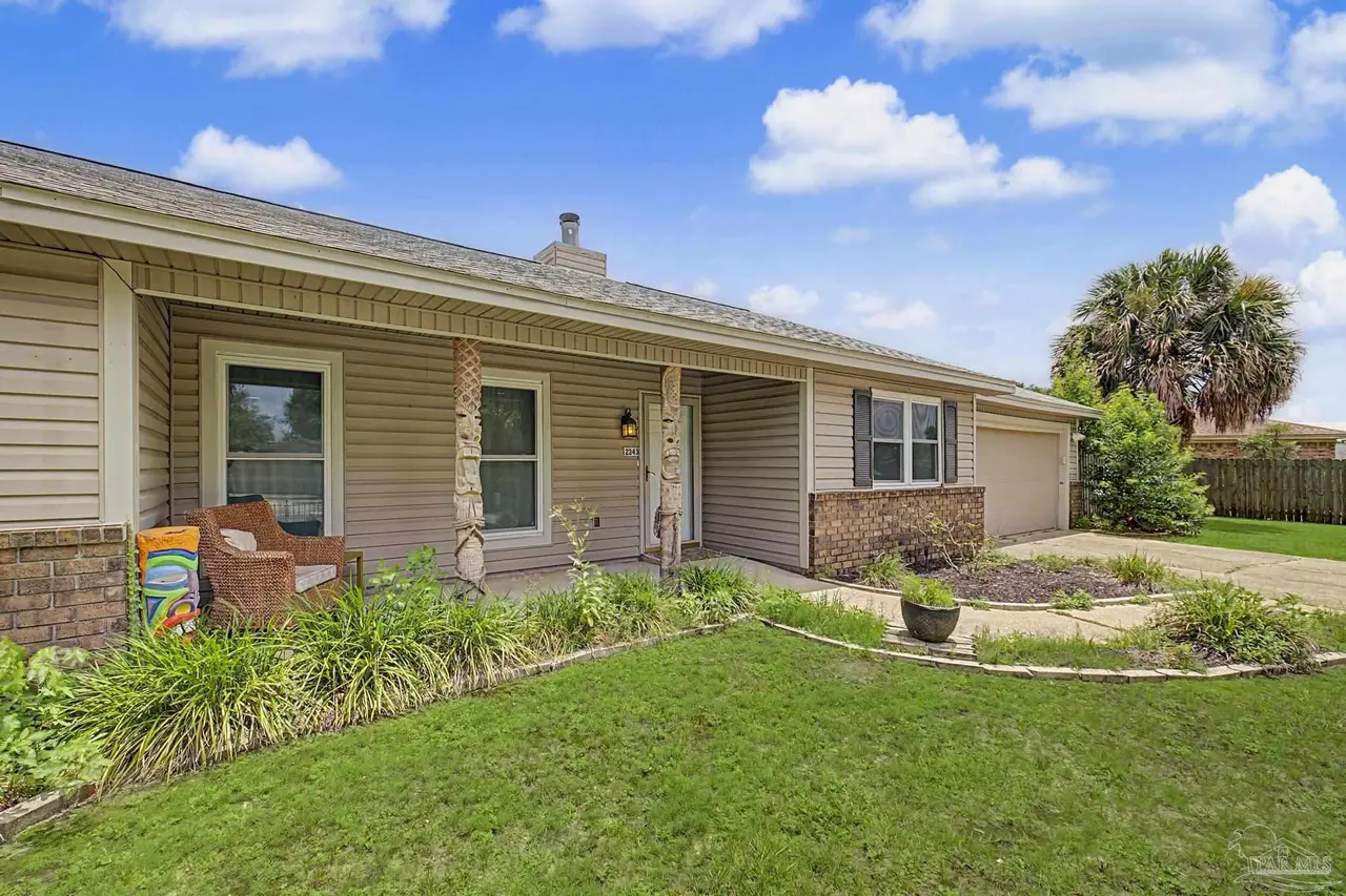 2343 Silversides Loop