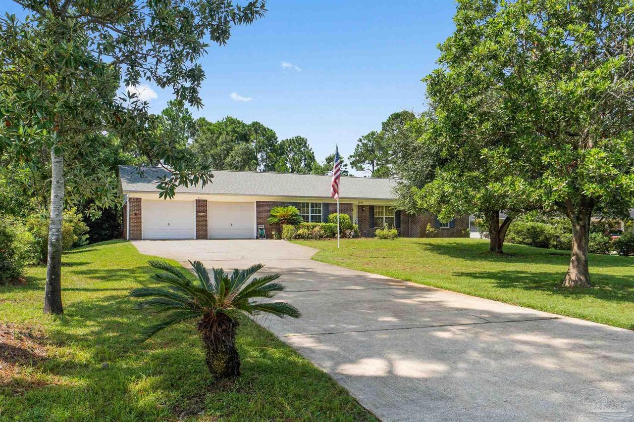 8197 Verdura St