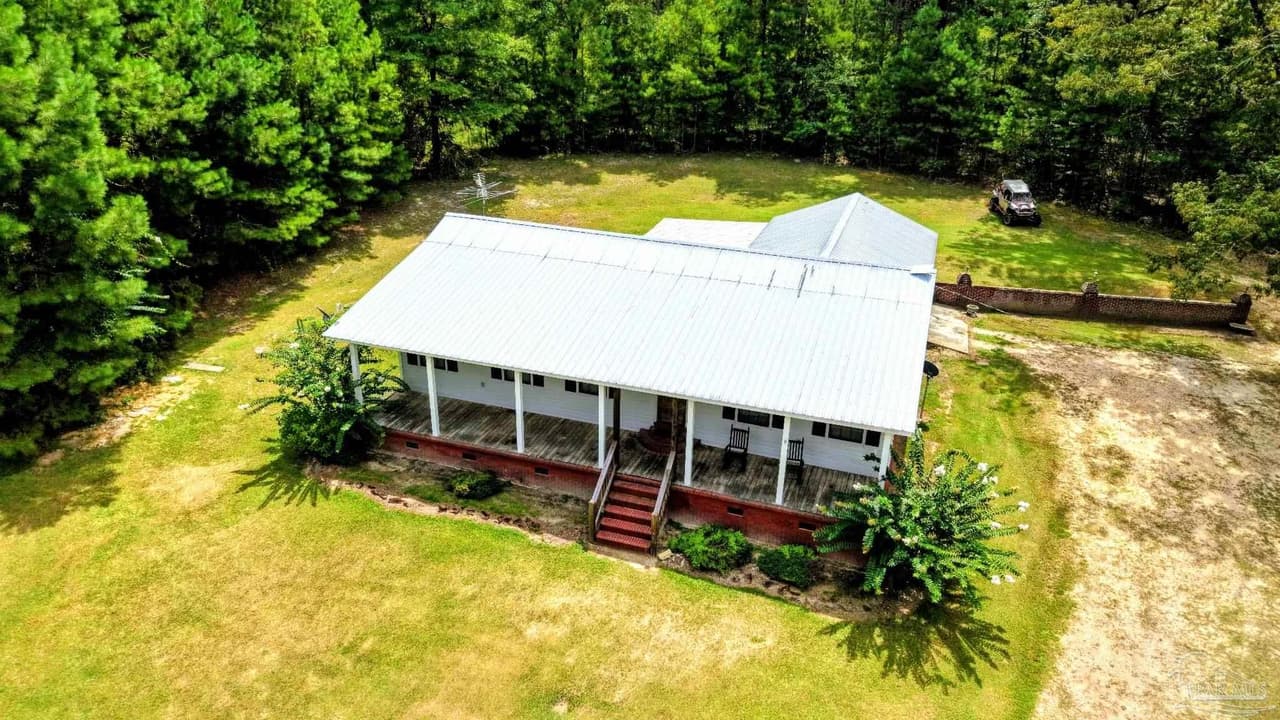 3805 Barlow Rd