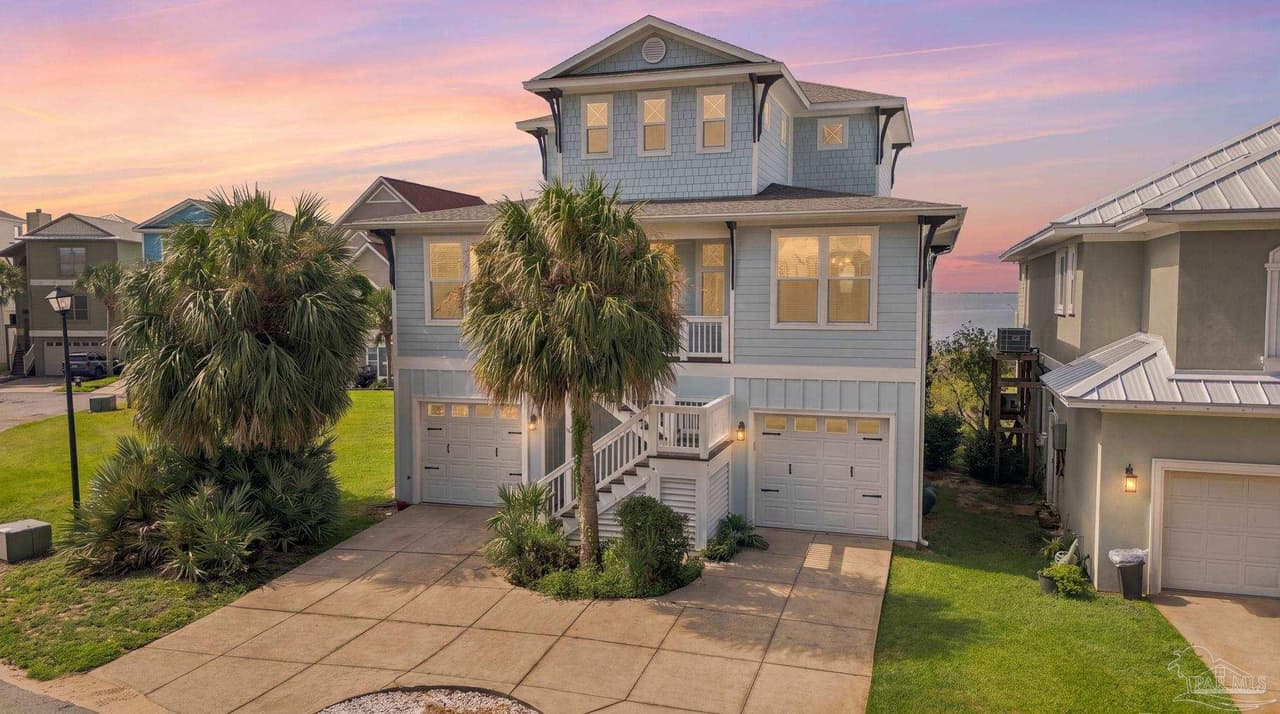 1143 Sawgrass Dr