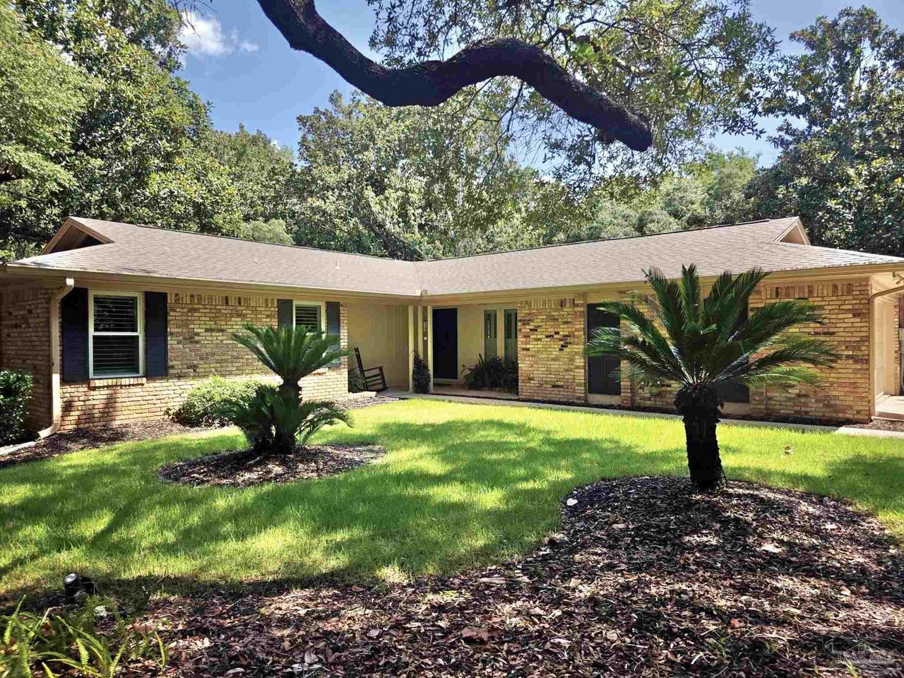1559 Oak Shore Dr
