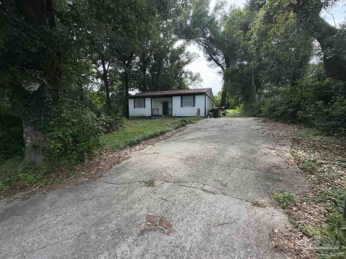 211 Citrus St