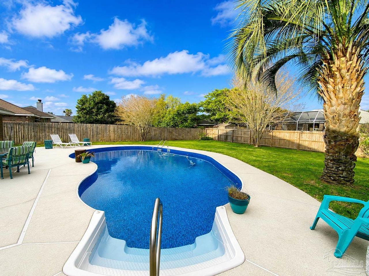 1406 Connemara Cir