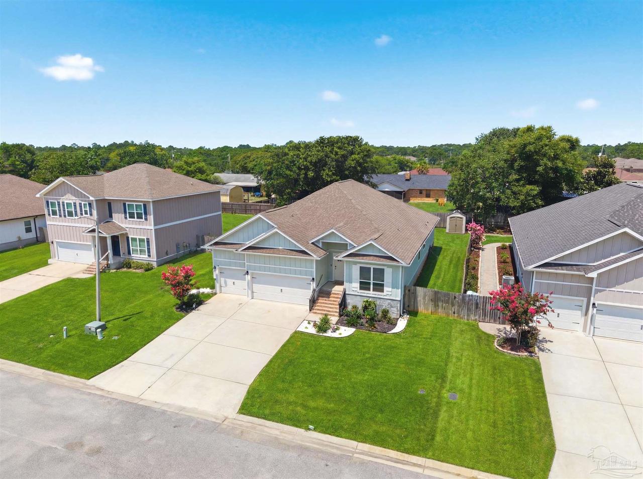 1559 Amaya Ln