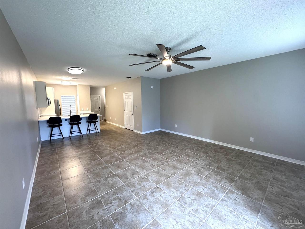 2703 Bay Club Dr # 2703