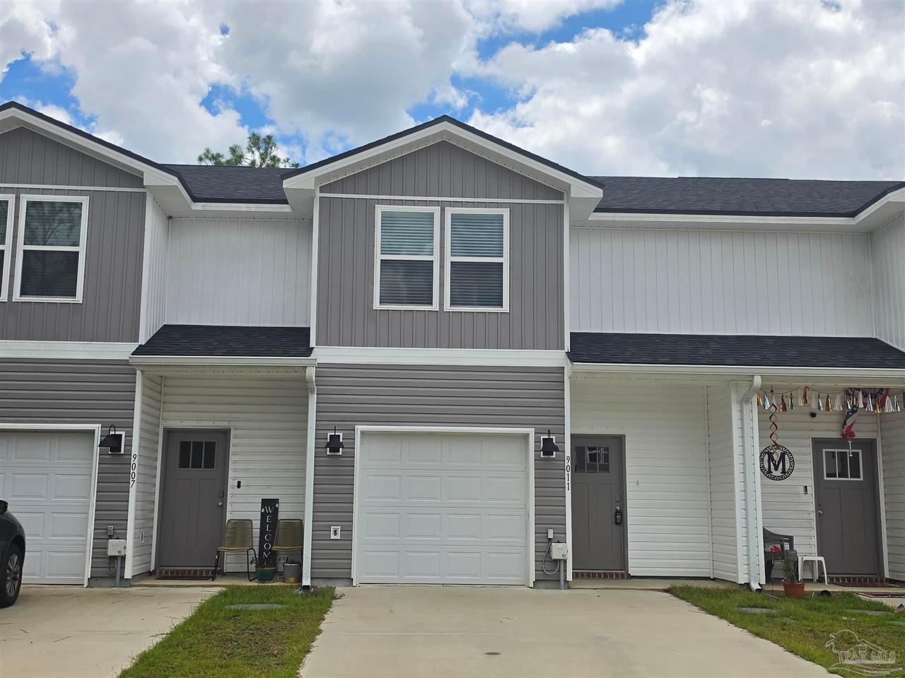 9011 Golden Eye Dr