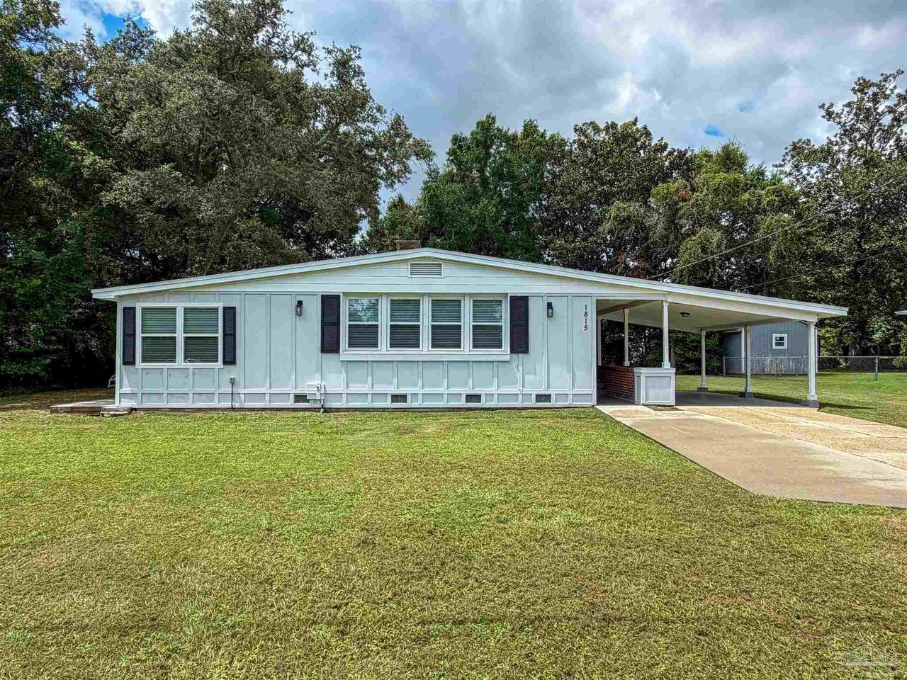 1815 Hallmark Dr
