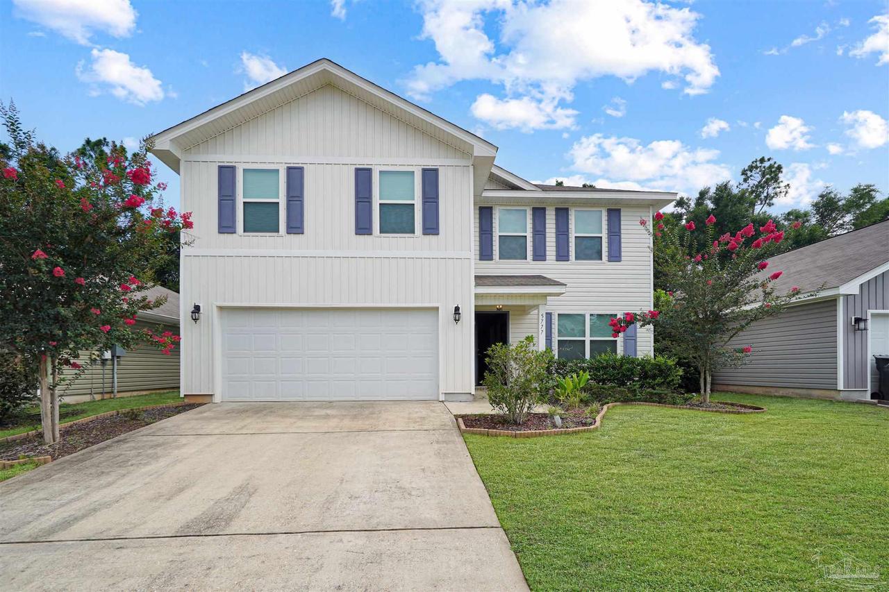 5777 Blackhorse Cir