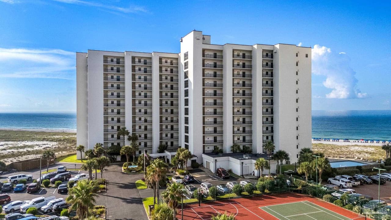 8271 Gulf Blvd # 306