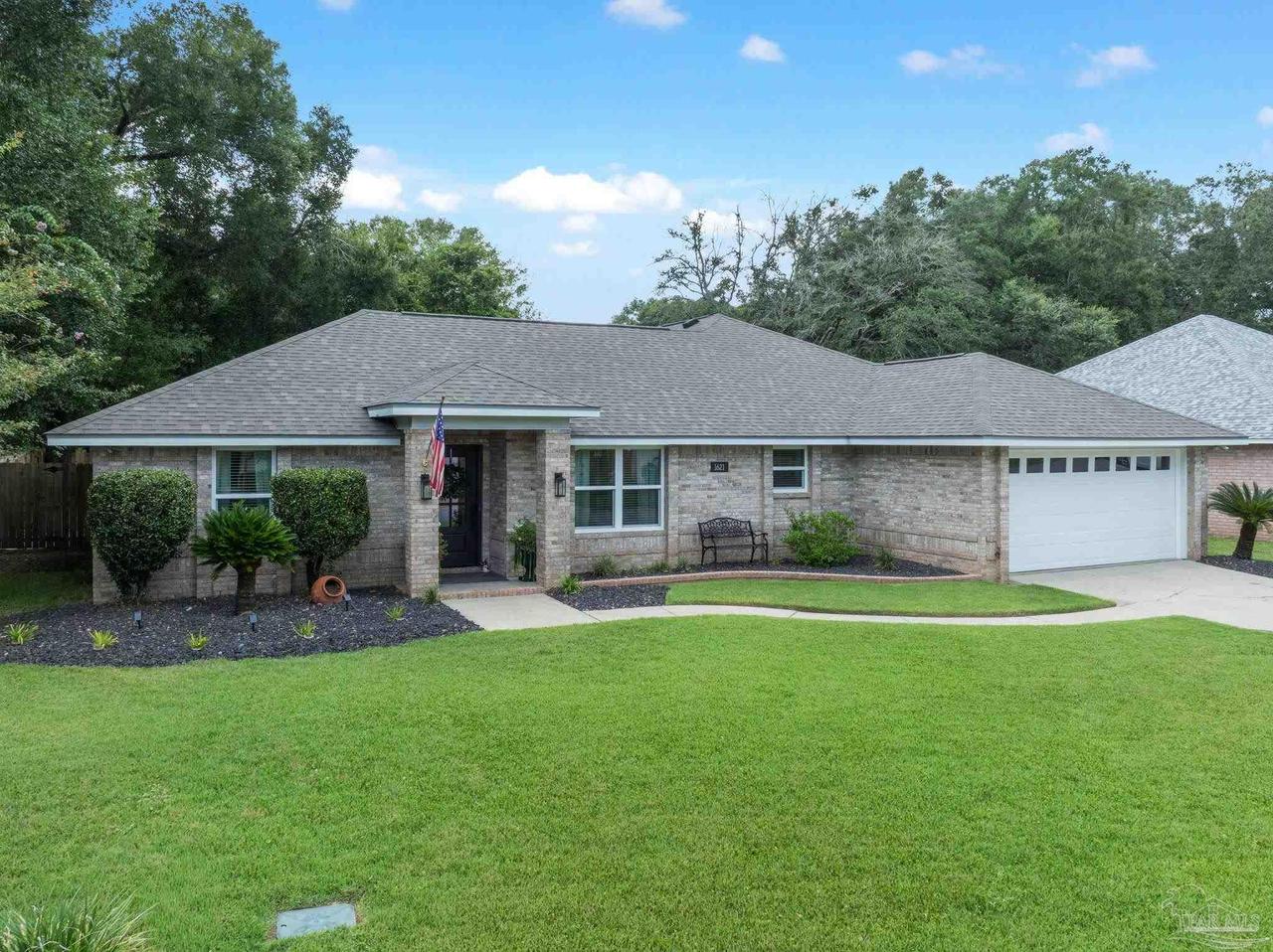 1621 Colwyn Dr