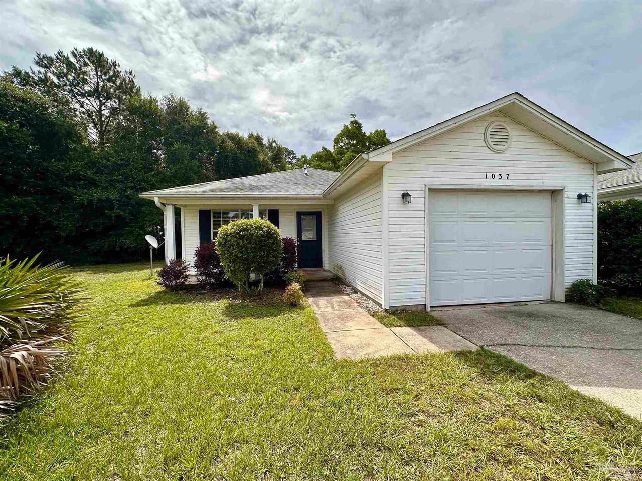 1037 Antigua Cir