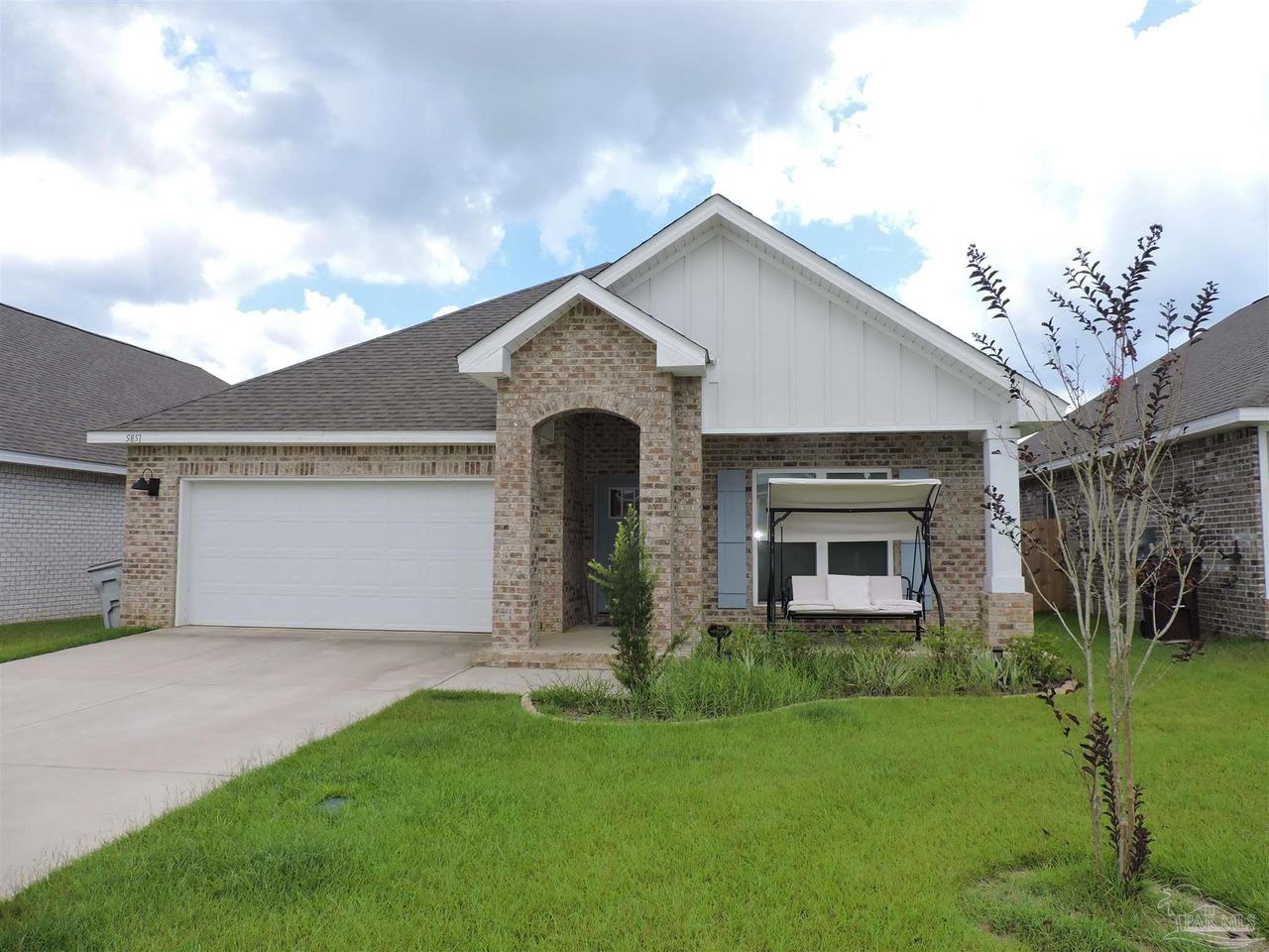 5851 Sargassum Ln