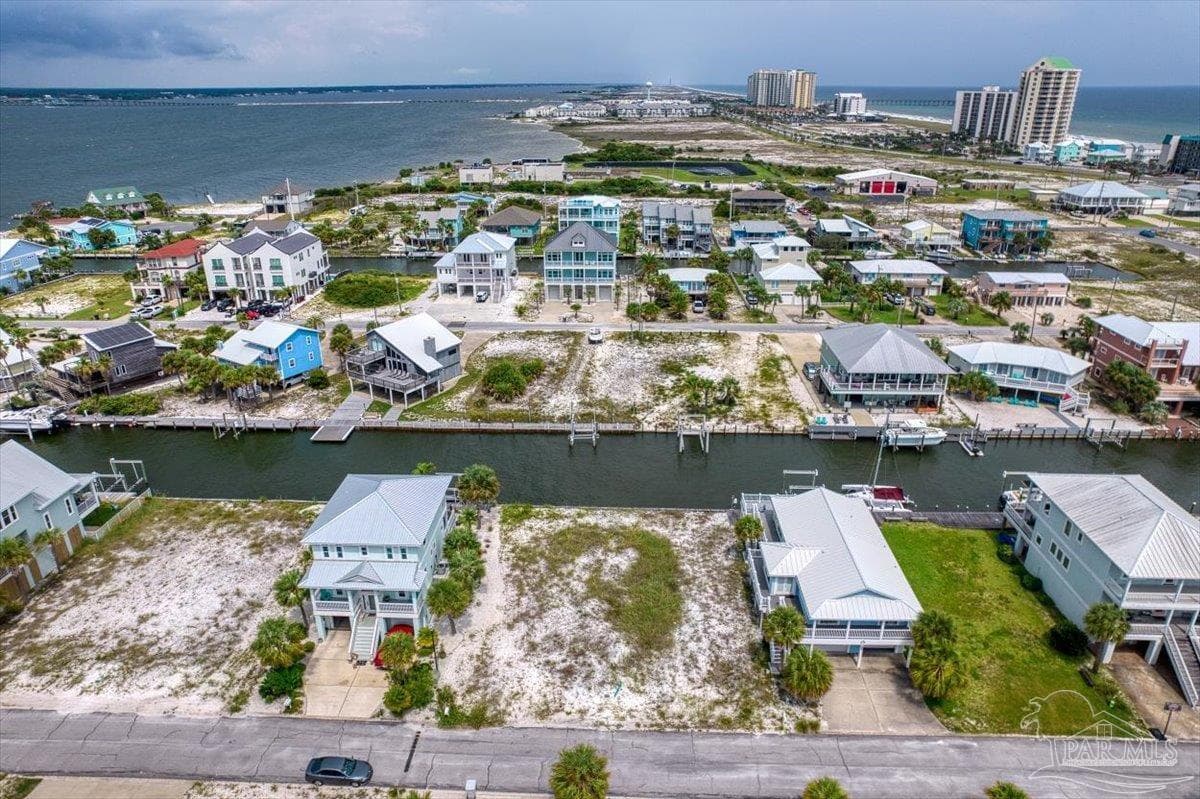 1422 Homeport Dr
