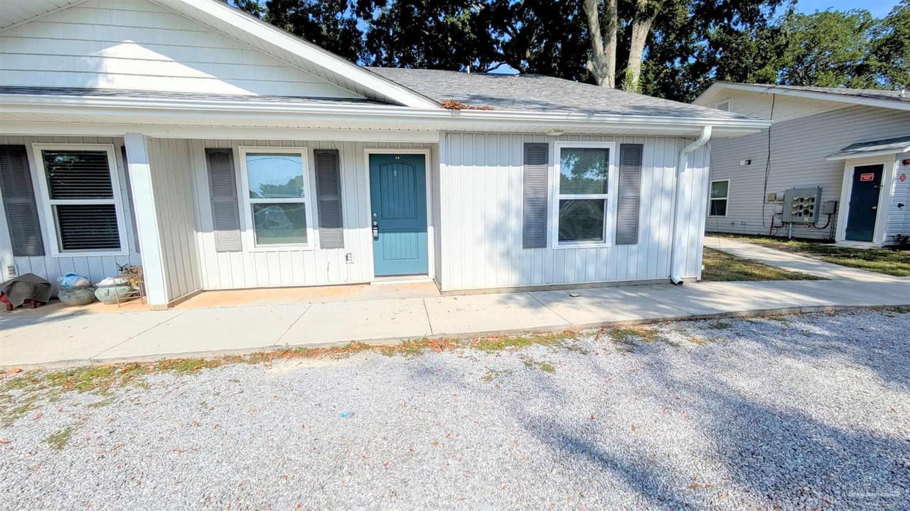 313 Navy Blvd # 2A
