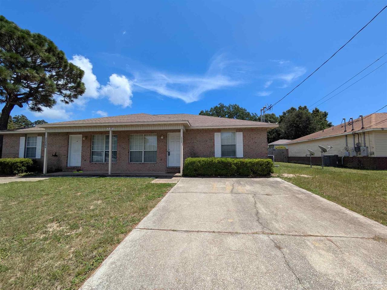 3359 Greenbriar Cir # B