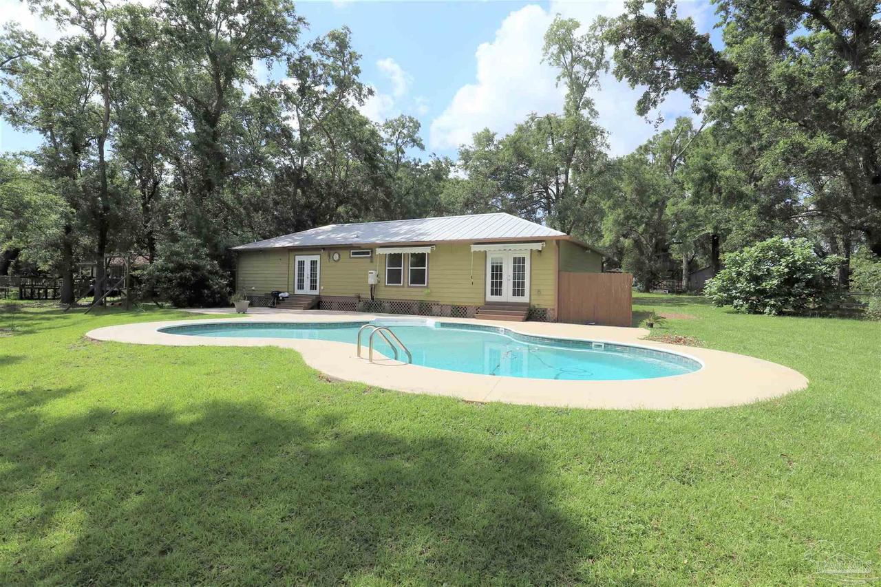 1381 Roberts Rd