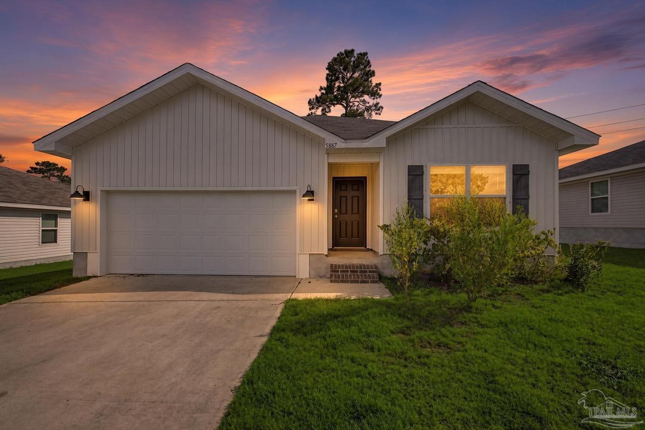 5887 Paddock Way