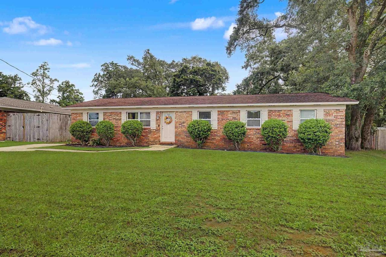 7110 Peninsula Dr
