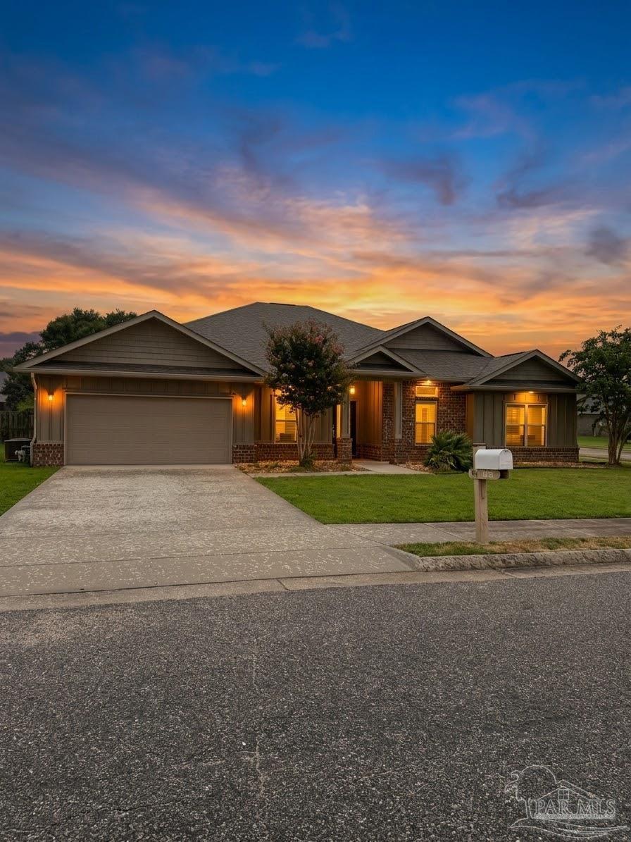 1521 Woodlawn Way