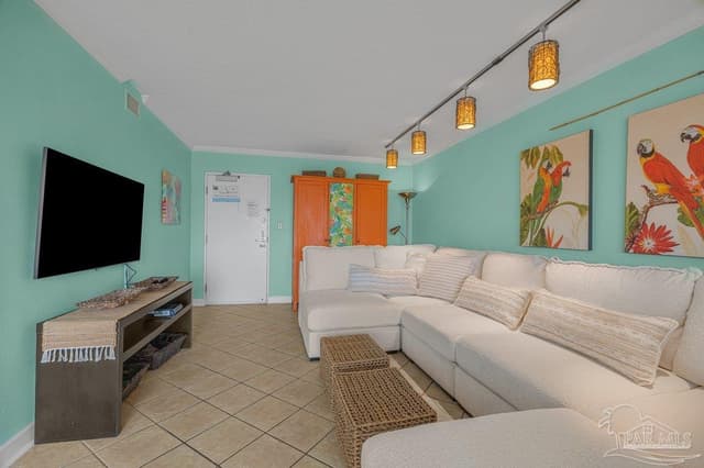 1600 Via Deluna Dr # 303W property photo
