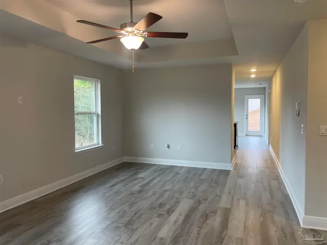 458 Kingsbridge Dr # 6A property photo