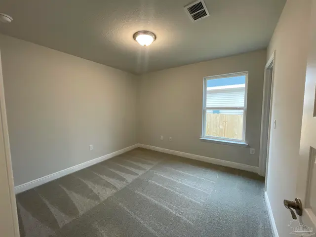 458 Kingsbridge Dr # 6A property photo