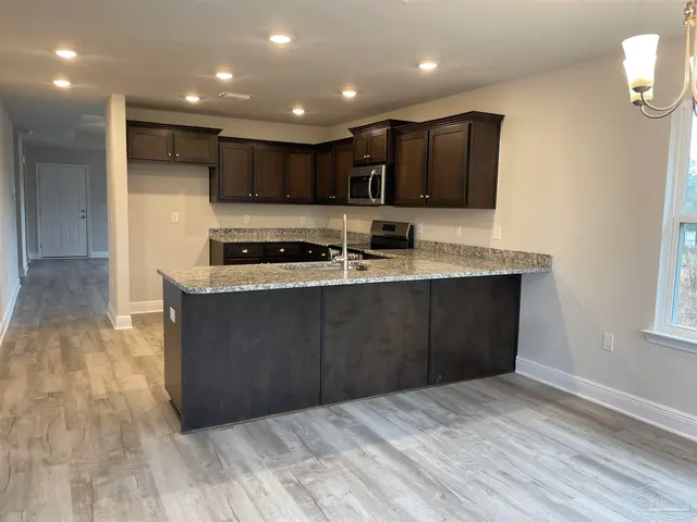 458 Kingsbridge Dr # 6A property photo
