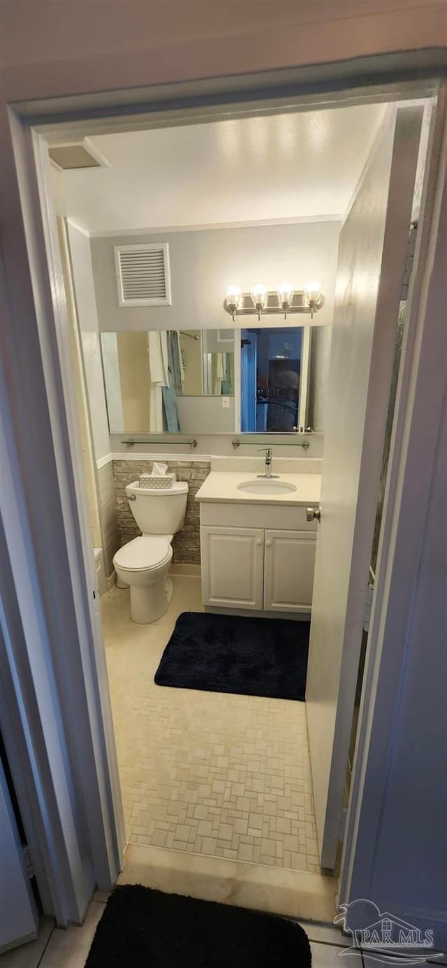 825 Bayshore Dr # 1203, Pensacola FL 32507 photo 11