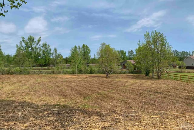 0 Maplewood Dr property photo