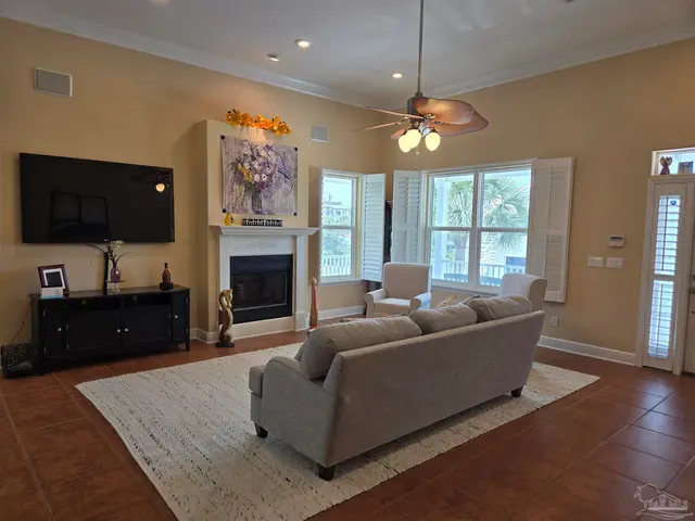 856 Sailfish Ct property photo